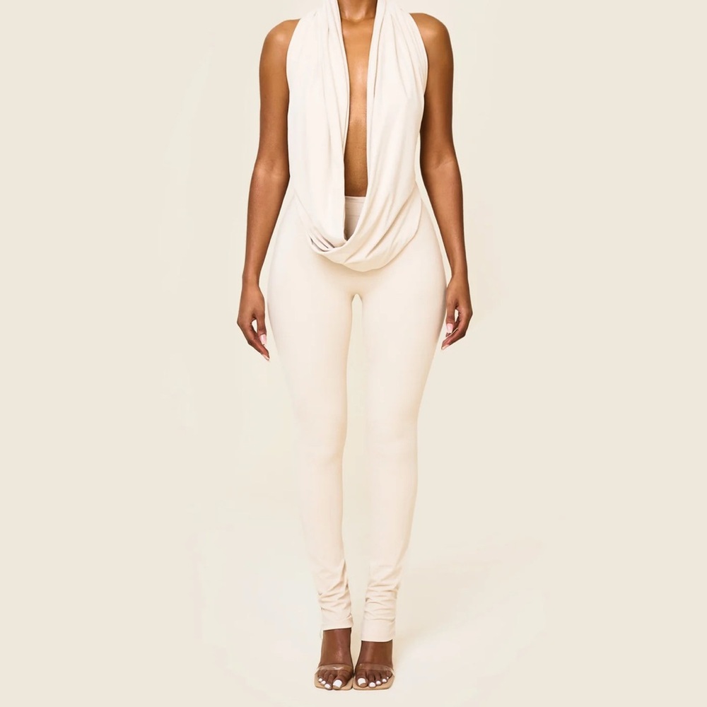 Mars The Label Leila Top and Pants in Stone